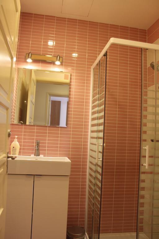 Metro-alameda Guest house