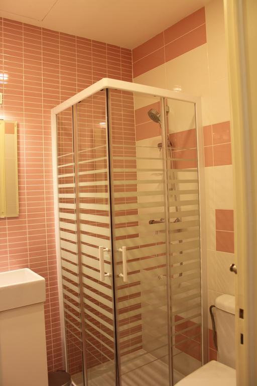 Metro-alameda Guest house Lisbon